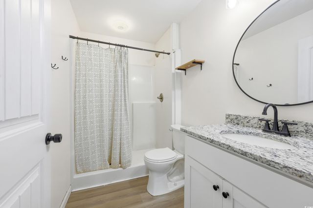 160 Leadwood St., Andrews, SC 29510