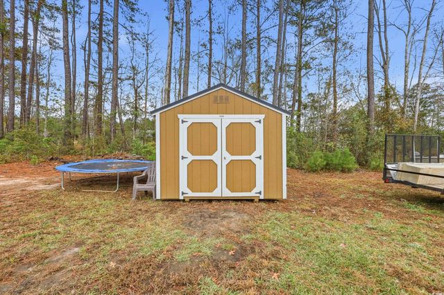 160 Leadwood St., Andrews, SC 29510