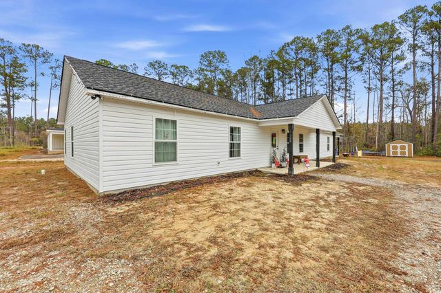 160 Leadwood St., Andrews, SC 29510