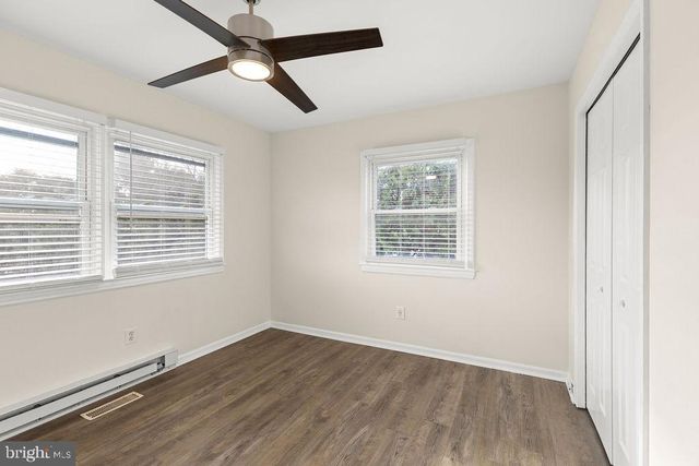 503 S MAPLE CT, Sterling, VA 20164