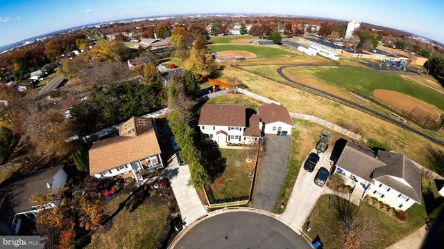 503 S MAPLE CT, Sterling, VA 20164