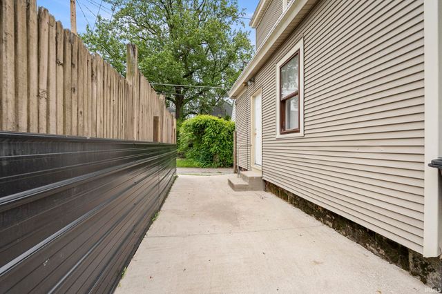 1018 Loree Street, Fort Wayne, IN 46805