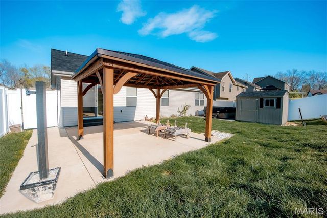 1007 San Luis Drive, Fenton, MO 63026