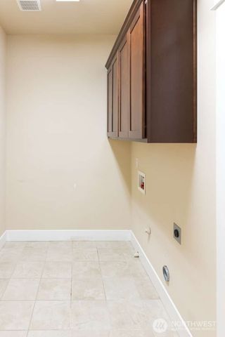 1321 89th Avenue SE, Tumwater, WA 98501