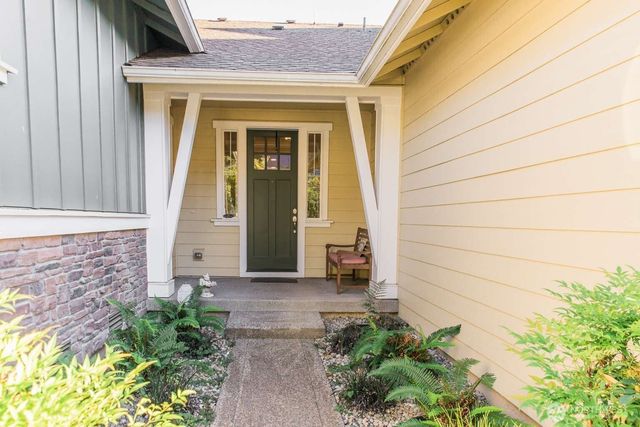 1321 89th Avenue SE, Tumwater, WA 98501