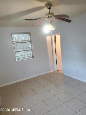 2653 SANDRA Lane, Jacksonville, FL 32208
