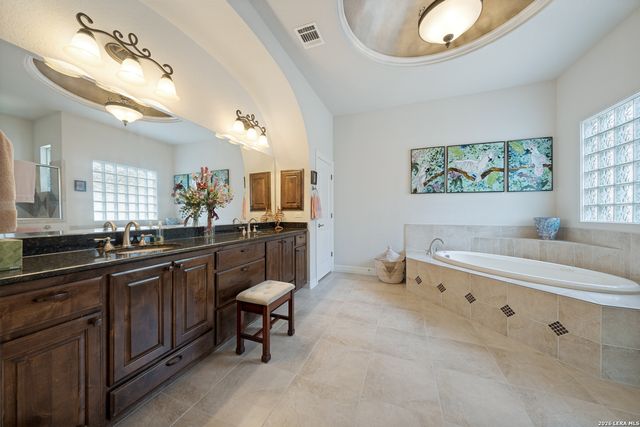 1406 Melanie Cir, San Antonio, TX 78258