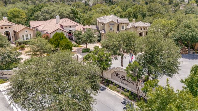 1406 Melanie Cir, San Antonio, TX 78258