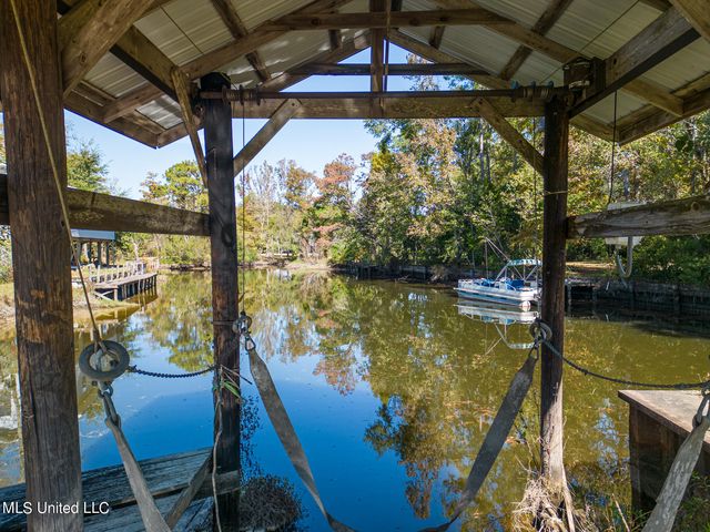 12053 Motsie Circle, Biloxi, MS 39532