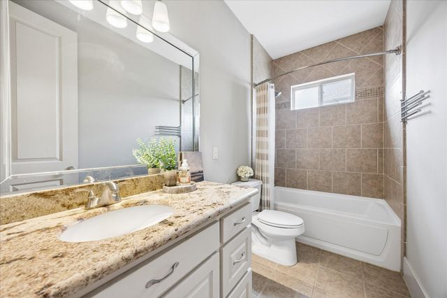 6010 Tyne Street, Houston, TX 77007