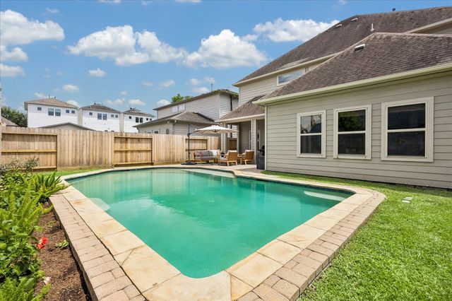 6010 Tyne Street, Houston, TX 77007