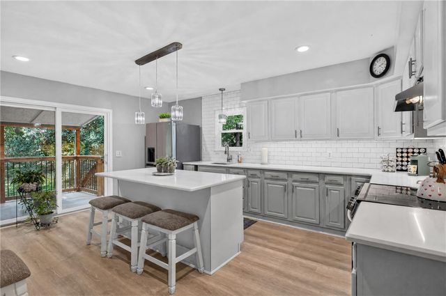 122 Player Lane, Westminster, SC 29693