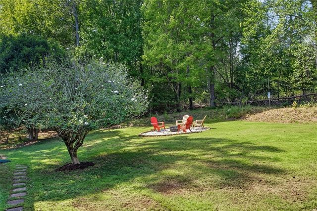 122 Player Lane, Westminster, SC 29693