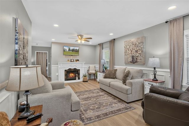 122 Player Lane, Westminster, SC 29693