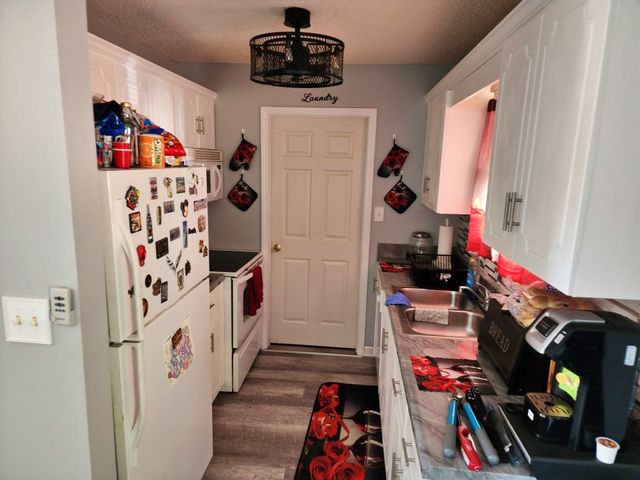 345 Donna Dr, Clarksville, TN 37042
