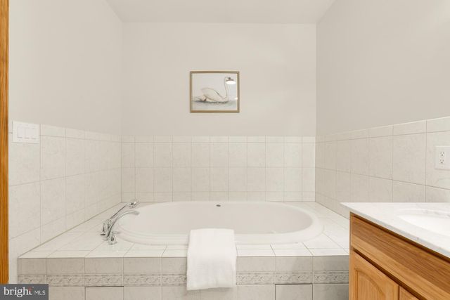 1121 S CLINTON ST, Baltimore, MD 21224