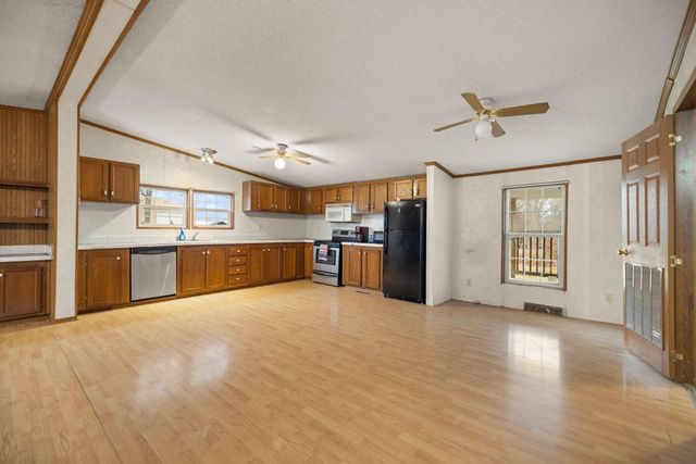 1195 Science Ridge Road, Jeffersonville, KY 40337