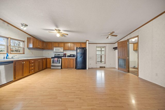 1195 Science Ridge Road, Jeffersonville, KY 40337