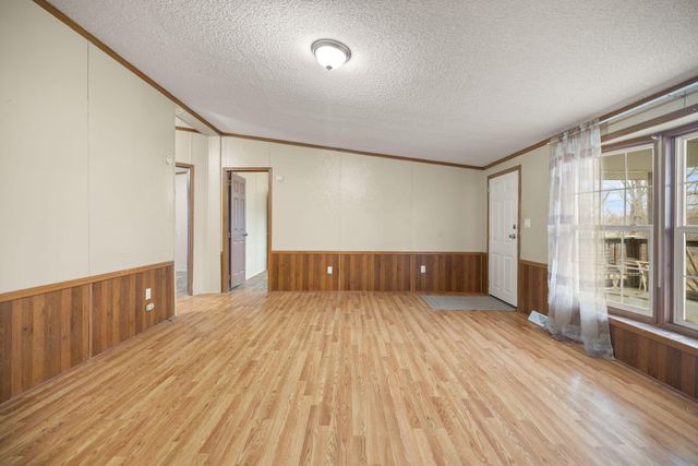 1195 Science Ridge Road, Jeffersonville, KY 40337