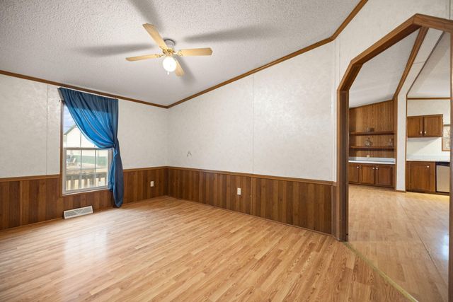 1195 Science Ridge Road, Jeffersonville, KY 40337