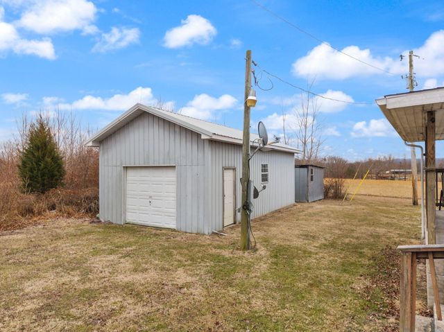 1195 Science Ridge Road, Jeffersonville, KY 40337