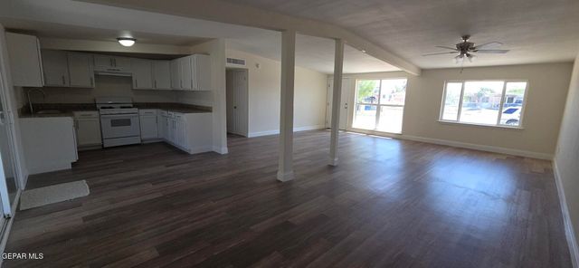 7856 JERSEY Street, El Paso, TX 79915