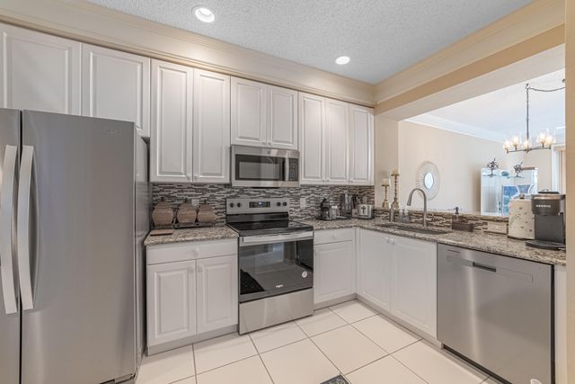 21486 SAINT ANDREWS GRAND Circle 16, Boca Raton, FL 33486
