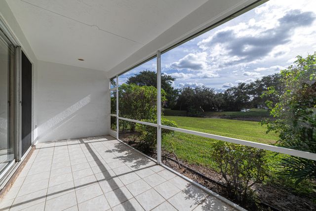 21486 SAINT ANDREWS GRAND Circle 16, Boca Raton, FL 33486