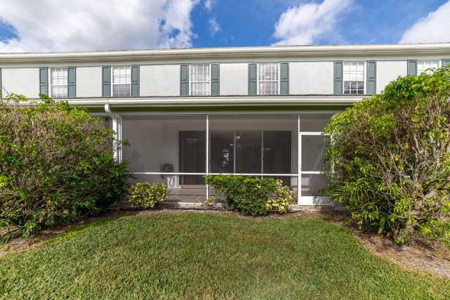21486 SAINT ANDREWS GRAND Circle 16, Boca Raton, FL 33486