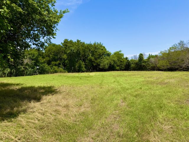 646 County Road 1304, Morgan, TX 76671