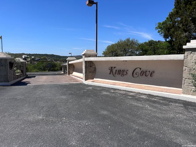 1232 Kings Cove, Canyon Lake, TX 78133