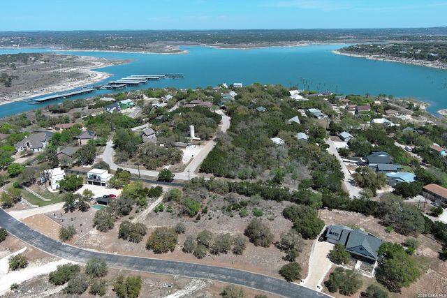 1232 Kings Cove, Canyon Lake, TX 78133