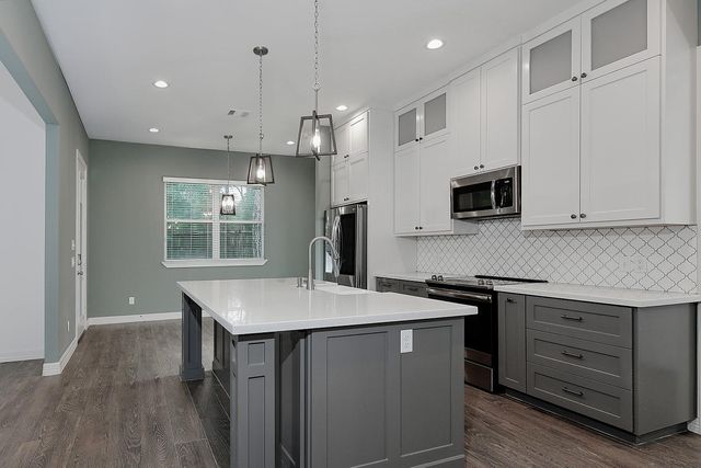 16407 Wagon Wheel Road, Stagecoach, TX 77355