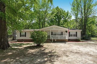 2162 Dobbin Holmes Road, Eastover, NC 28312