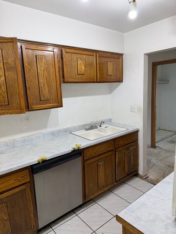 834 E Old Willow Road 216, Prospect Heights, IL 60070