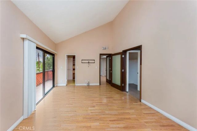 13819 Burbank Boulevard 7, Van Nuys, CA 91401