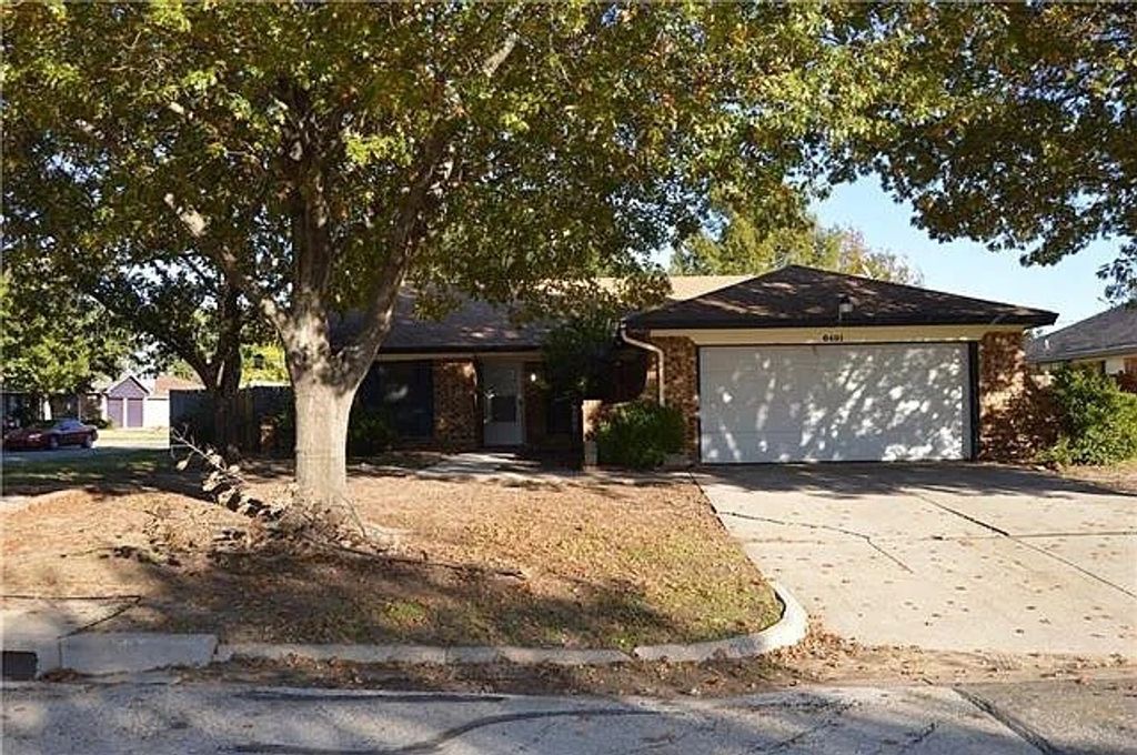 6401 Pilgrim Lane, Arlington, TX 76002 — exterior