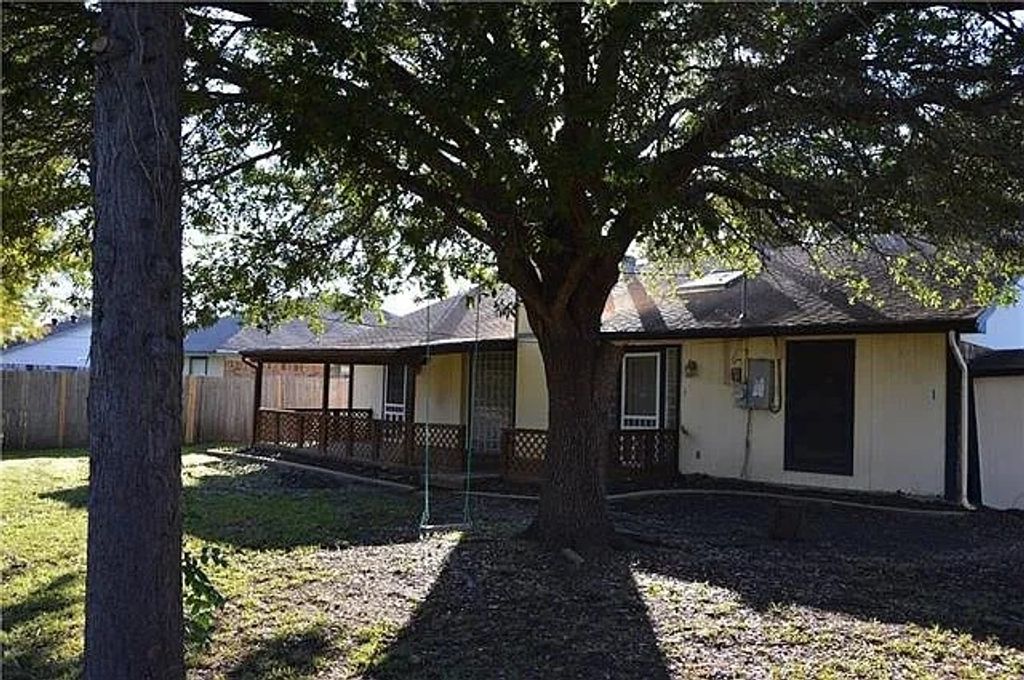 6401 Pilgrim Lane, Arlington, TX 76002 — photo 3