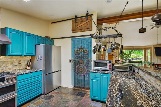 20340 State Route 534, Mount Vernon, WA 98274