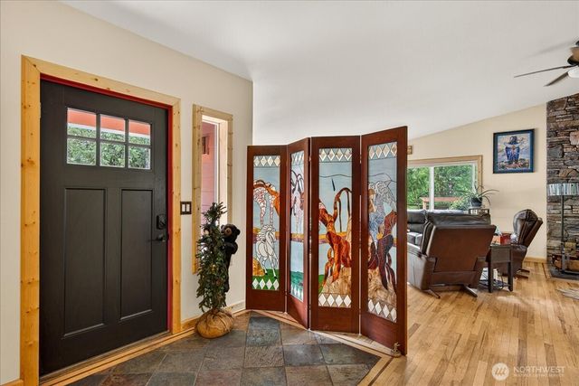 20340 State Route 534, Mount Vernon, WA 98274