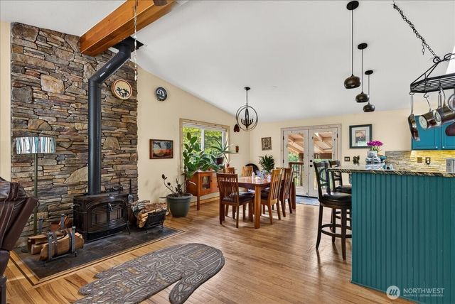 20340 State Route 534, Mount Vernon, WA 98274