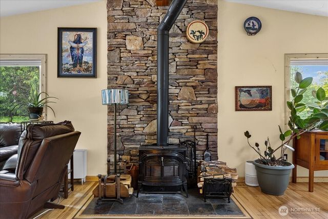 20340 State Route 534, Mount Vernon, WA 98274