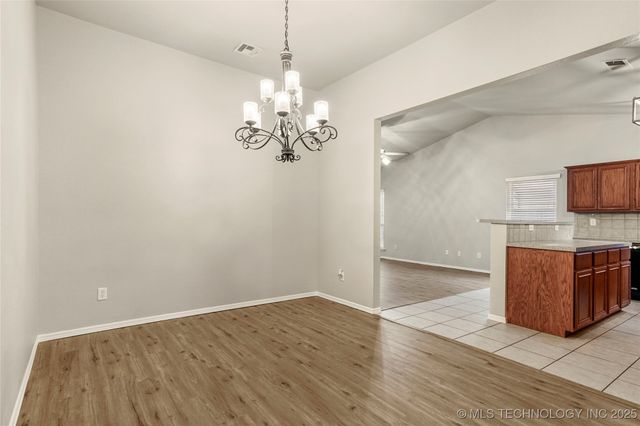 18717 E 50th Place S, Tulsa, OK 74134