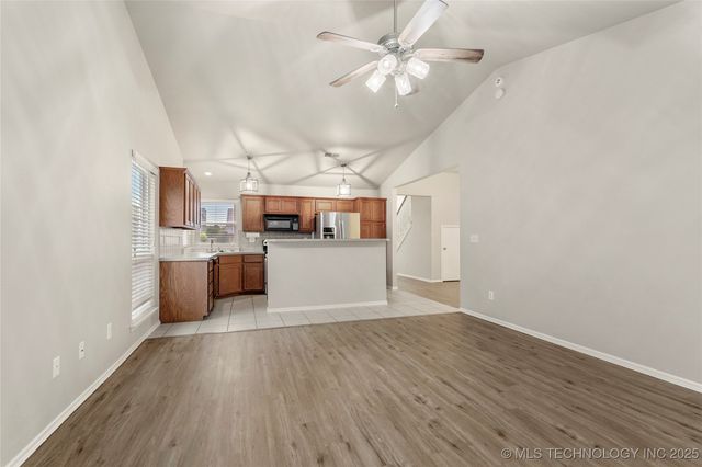 18717 E 50th Place S, Tulsa, OK 74134