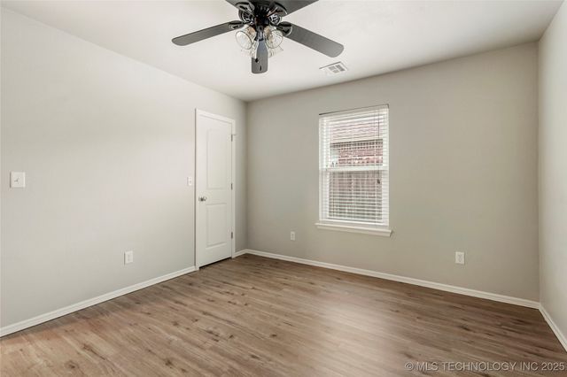 18717 E 50th Place S, Tulsa, OK 74134