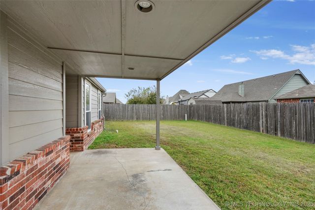 18717 E 50th Place S, Tulsa, OK 74134