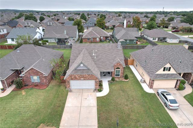 18717 E 50th Place S, Tulsa, OK 74134