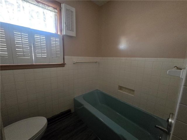 402 Jefferson Street, Waverly, MO 64096