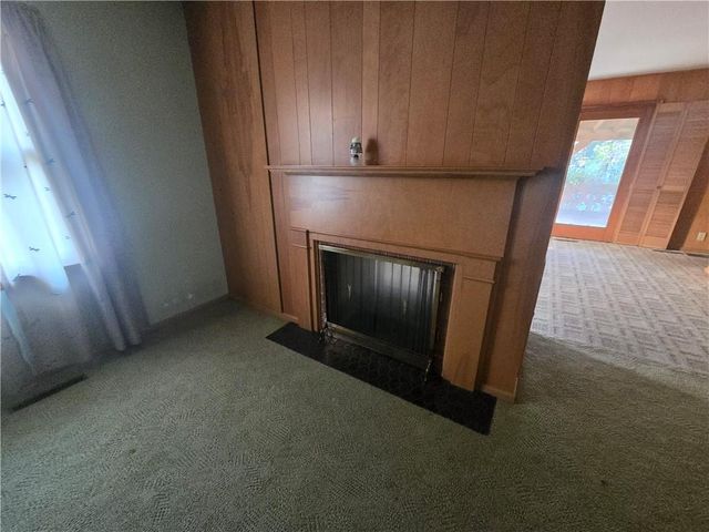 402 Jefferson Street, Waverly, MO 64096