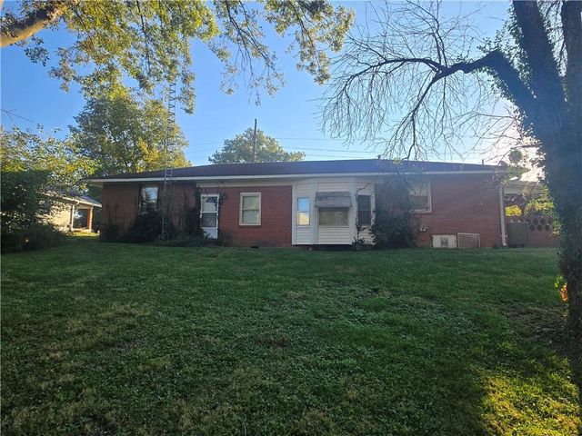 402 Jefferson Street, Waverly, MO 64096